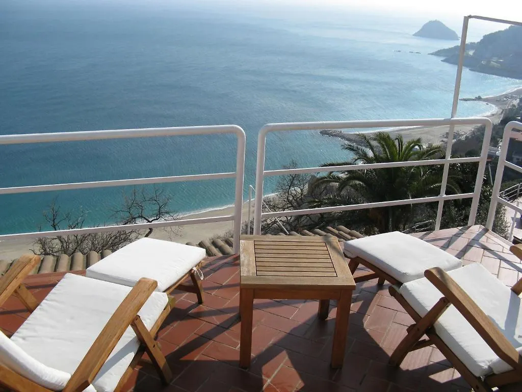 Hotel Claudio Bergeggi 3*,  Italie