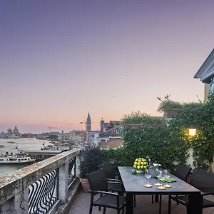 Attic Boutique San Marco R&r Venedig
