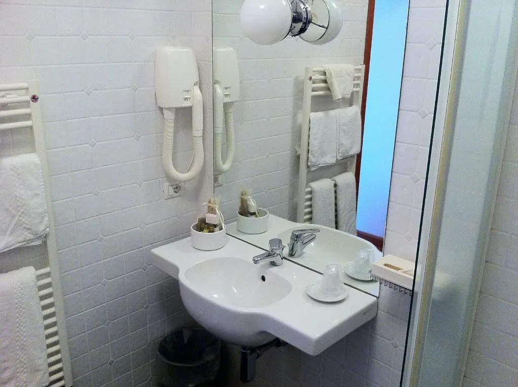 Hotel Claudio Bergeggi