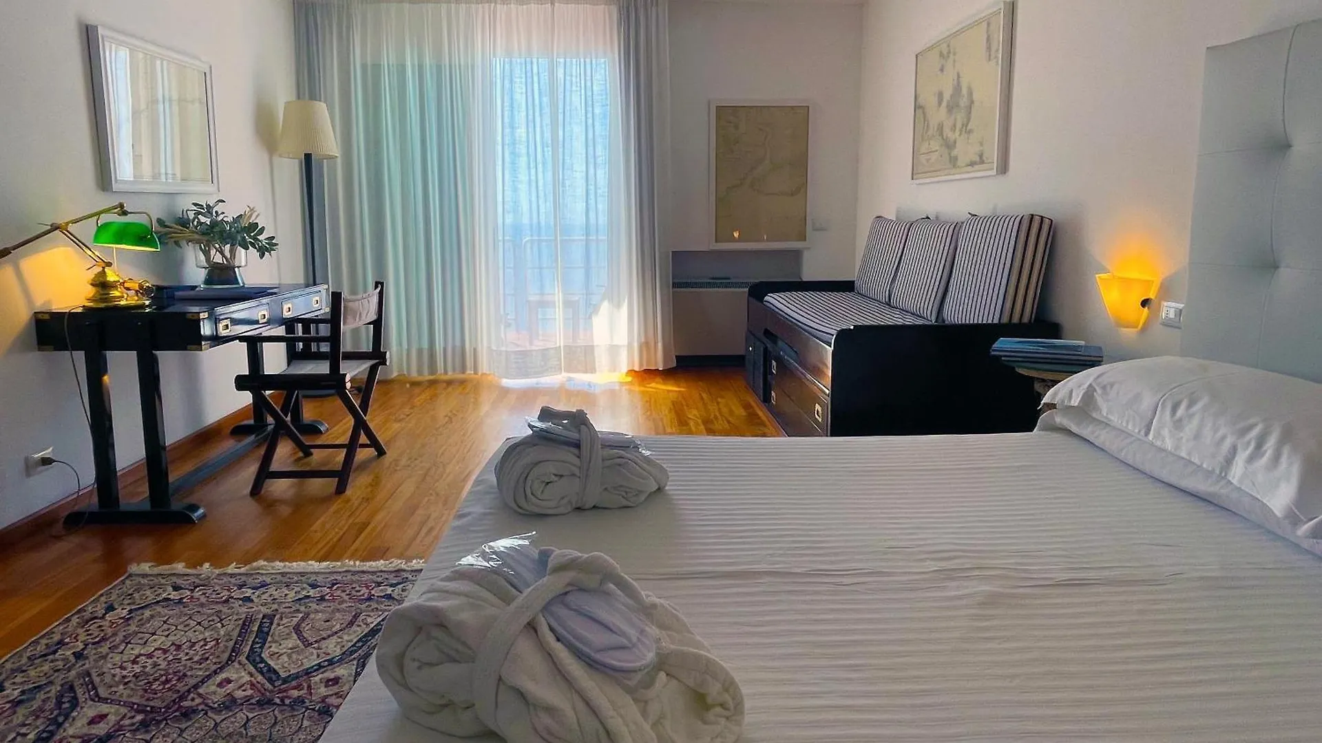 Hotel Claudio 베르게지